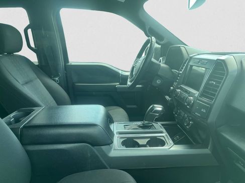 Used 2020 Ford F150 XLT w/ Equipment Group 302A Luxury AWD/4WD image 10