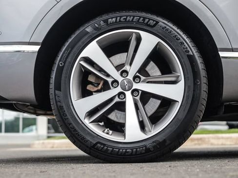 Used 2021 Genesis GV80 2.5T w/ Advanced Package 02 AWD/4WD image 16