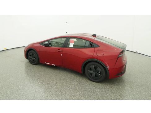New 2026 Toyota Prius LE FWD image 4