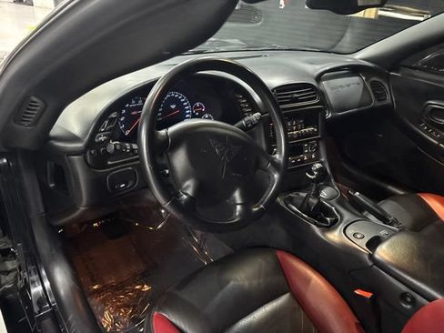 Used 2003 Chevrolet Corvette Z06 w/ Memory Package, 3 Drivers RWD image 10