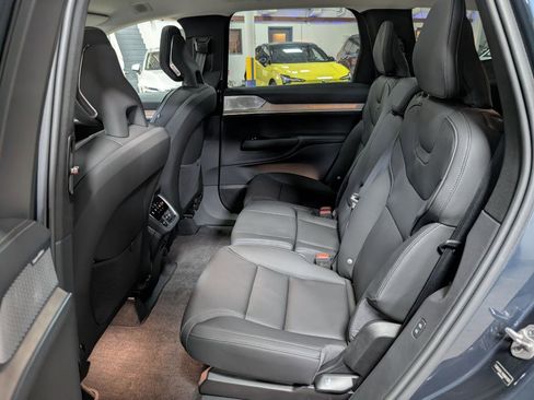Used 2025 Volvo EX90 Ultra AWD/4WD image 6