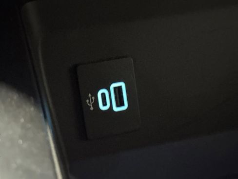 Used 2024 Ford F250 XLT w/ XLT Premium Package image 25