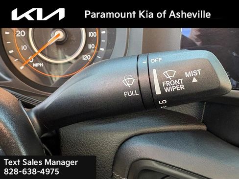 Used 2024 Jeep Wrangler Sahara image 27