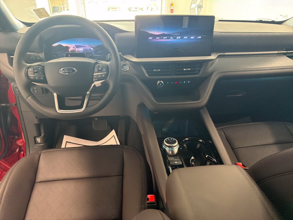New 2026 Ford Explorer Platinum RWD image 17
