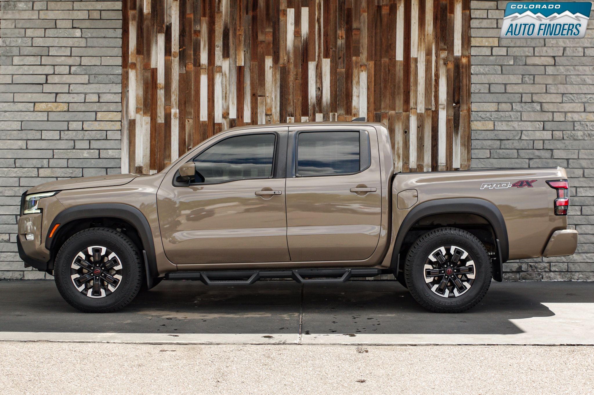 Used 2023 Nissan Frontier PRO-4X w/ Pro Convenience Package AWD/4WD image 3