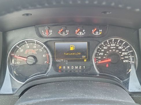 Used 2014 Ford F150 FX4 w/ Equipment Group 402A Luxury AWD/4WD image 17