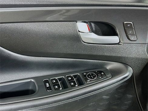 Used 2021 Hyundai Santa Fe Limited w/ Cargo Package image 10