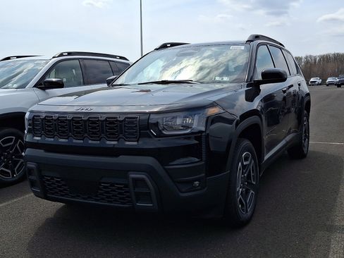 New 2026 Jeep Cherokee Laredo AWD/4WD image 3