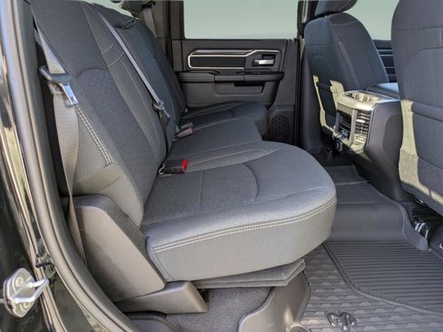 New 2026 RAM 2500 Big Horn AWD/4WD image 14