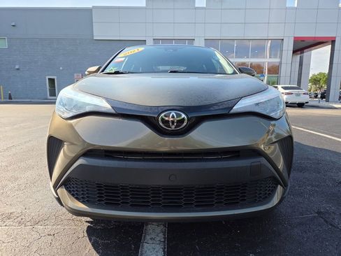 Certified 2021 Toyota C-HR LE FWD image 2