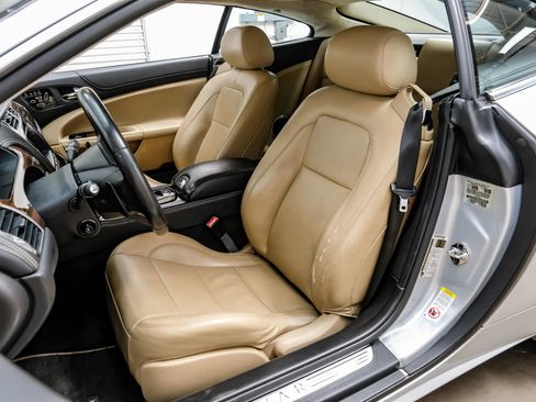 Used 2012 Jaguar XK Coupe image 28