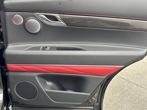 New 2026 Genesis GV80 3.5T e-SC image 16