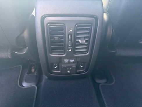 Used 2026 Dodge Durango SRT Hellcat w/ Premium Group AWD/4WD image 23