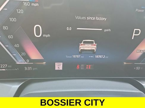 Used 2025 BMW X3 xDrive30i w/ Premium Package AWD/4WD image 12