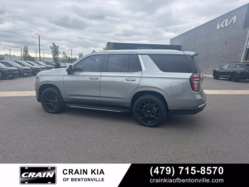 Used 2024 Chevrolet Tahoe LT w/ LT Signature Package AWD/4WD image 6