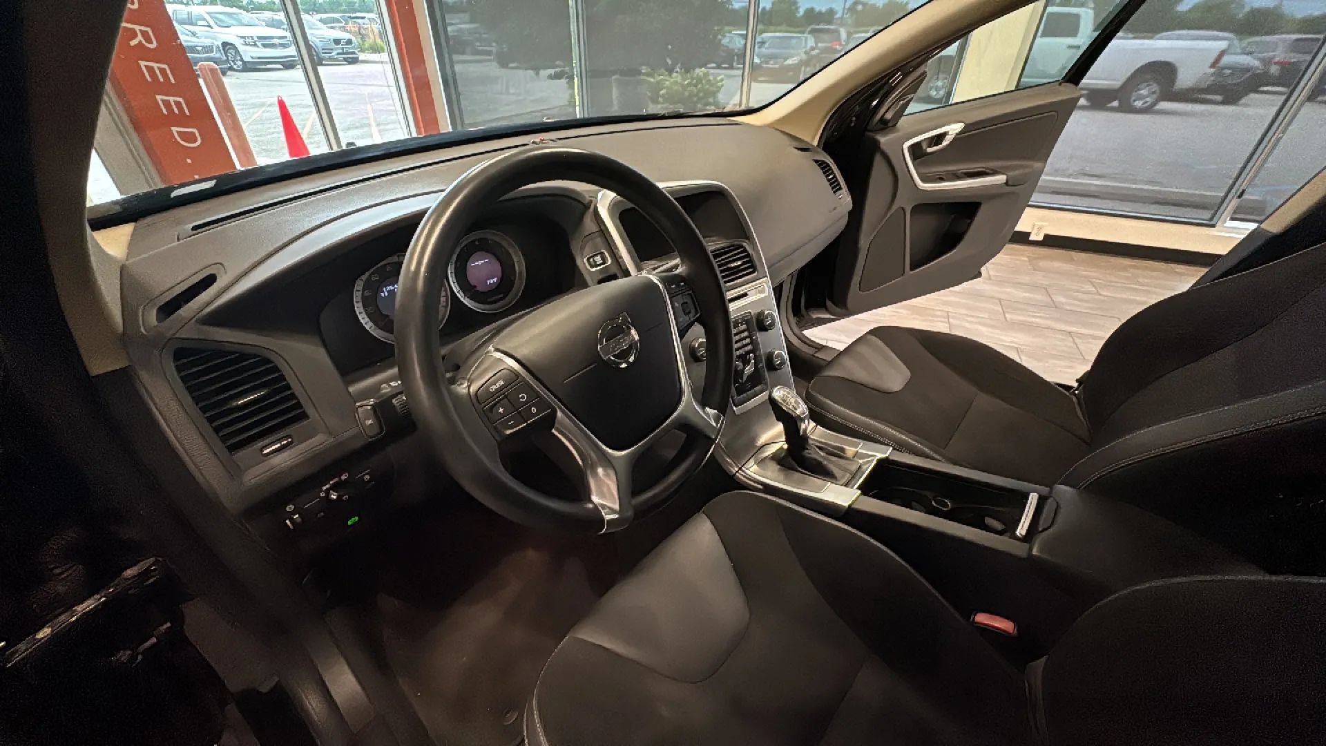 Used 2013 Volvo XC60 3.2 FWD image 20