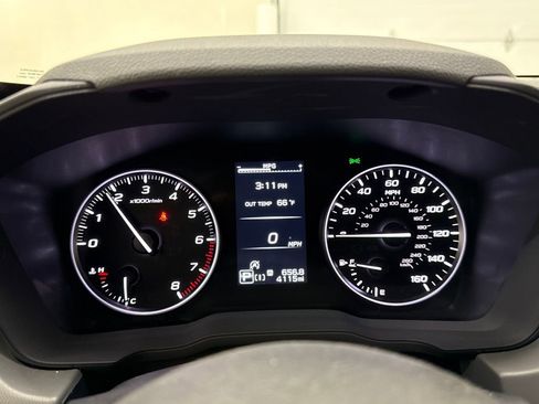 Used 2025 Subaru Crosstrek 2.5i Limited image 17