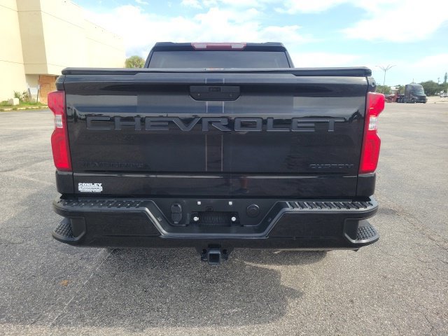 Used 2022 Chevrolet Silverado 1500 Custom w/ Rally Edition RWD image 7
