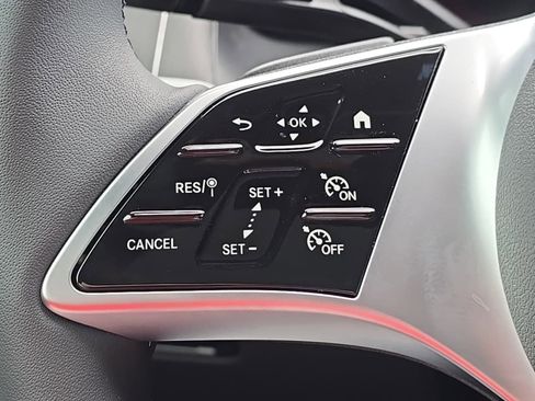 New 2026 Mercedes-Benz GLC 300 4MATIC image 24