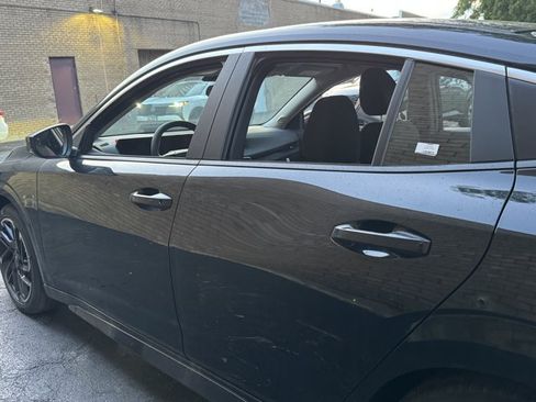 New 2026 Nissan Sentra SR w/ Floor Mat Package FWD image 22