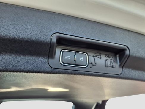 New 2026 Ford Explorer ST-Line AWD/4WD image 34