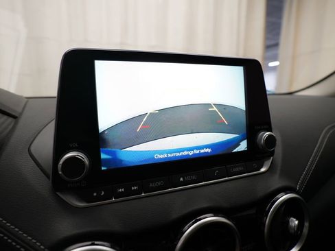 Used 2025 Nissan Sentra SV FWD image 19