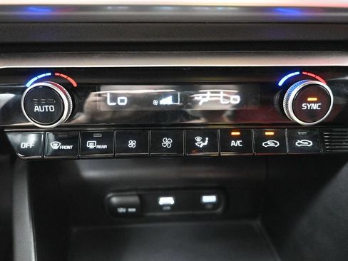 Used 2024 Kia K5 GT-Line w/ GT-Line Premium Package FWD image 21