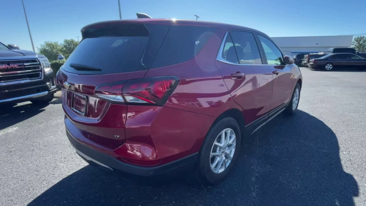 Used 2023 Chevrolet Equinox LT FWD image 9