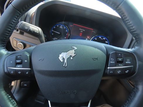 Used 2023 Ford Bronco Sport Outer Banks w/ Tech Package AWD/4WD image 27
