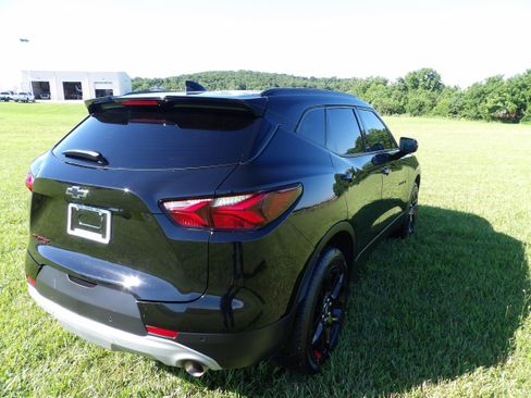 Used 2021 Chevrolet Blazer LT w/ Redline Edition FWD image 6
