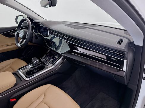 Used 2023 Audi Q8 Premium w/ Convenience Package image 28