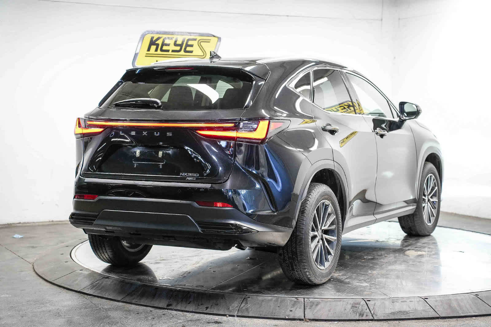 Used 2024 Lexus NX 350 AWD w/ Vision Package image 4