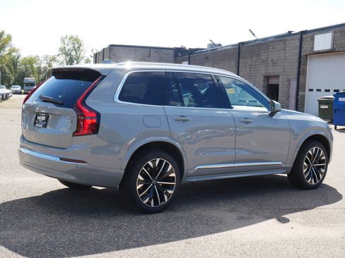 New 2026 Volvo XC90 B5 Plus image 3