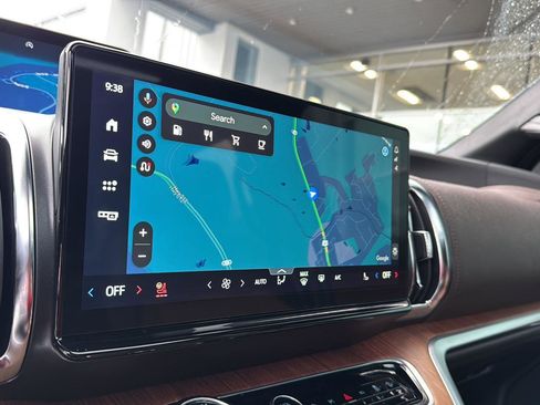 Certified 2025 Ford Expedition Max King Ranch image 24