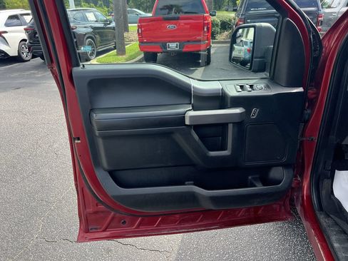 Used 2015 Ford F150 XLT w/ Equipment Group 302A Luxury RWD image 14