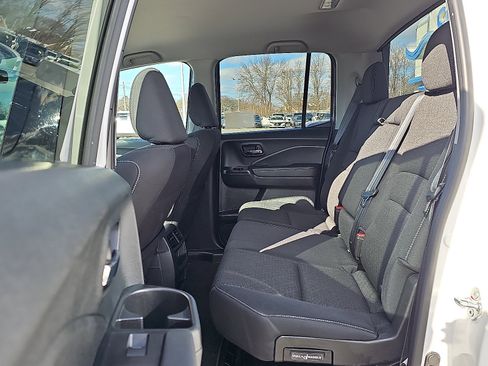 Used 2023 Honda Ridgeline Sport image 10