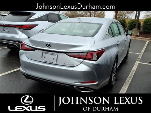 New 2025 Lexus ES 350 w/ Premium Package image 6