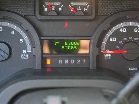 Used 2014 Ford E-250 and Econoline 250 RWD image 30