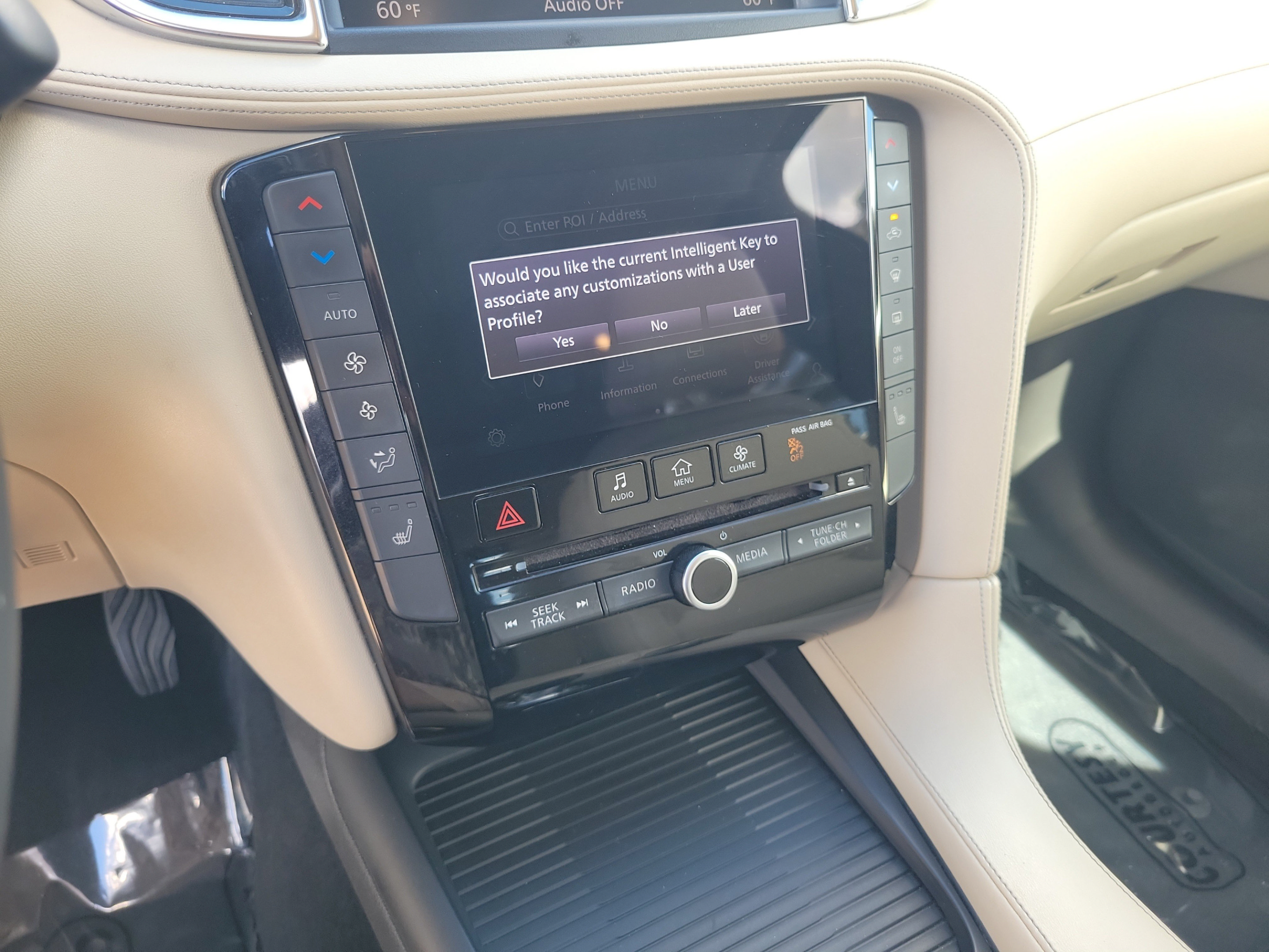Used 2020 INFINITI QX50 Luxe w/ Navigation Package FWD image 20