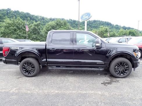 Used 2025 Ford F150 XLT w/ Equipment Group 303A High AWD/4WD image 9
