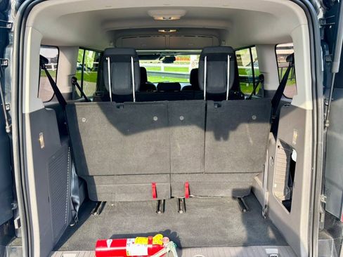 Used 2020 Ford Transit Connect XLT image 29