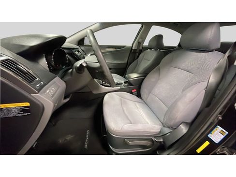 Used 2014 Hyundai Sonata Hybrid image 11