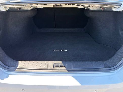 Used 2025 Nissan Sentra SV FWD image 16