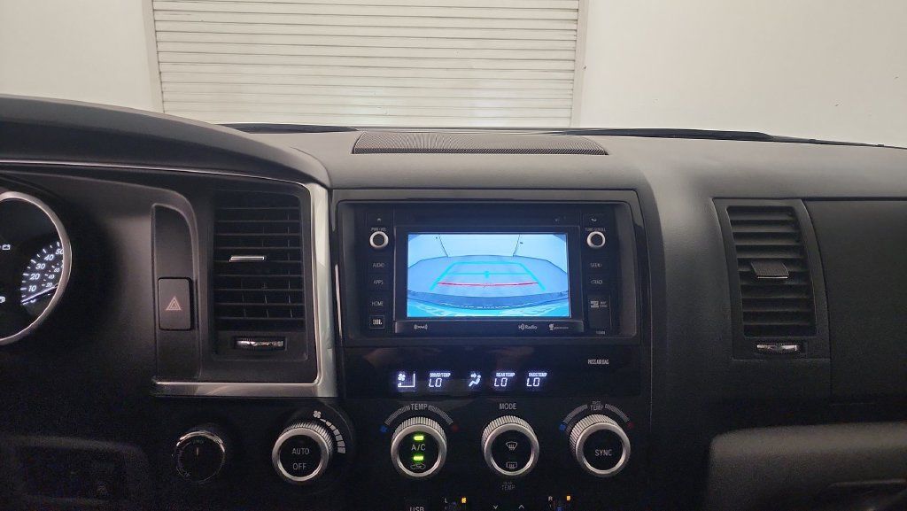 Used 2019 Toyota Sequoia Platinum AWD/4WD image 27