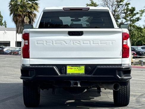 Used 2021 Chevrolet Silverado 2500 LT w/ Fleet Comfort Package AWD/4WD image 12