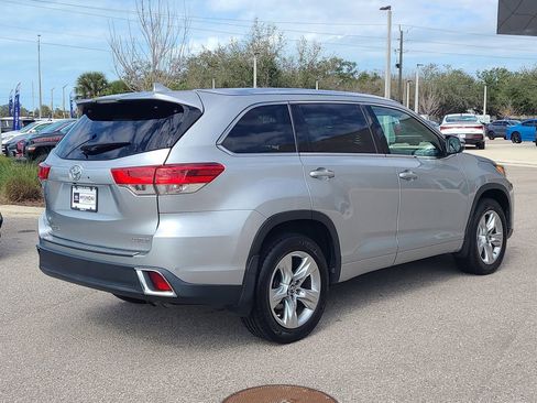 Used 2018 Toyota Highlander Limited image 4
