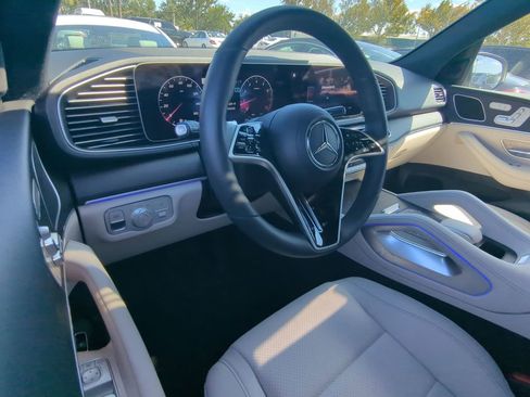 Certified 2024 Mercedes-Benz GLE 350 4MATIC w/ Driver Assistance Package image 2