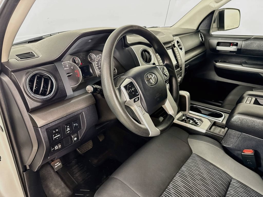 Used 2017 Toyota Tundra SR5 AWD/4WD image 10