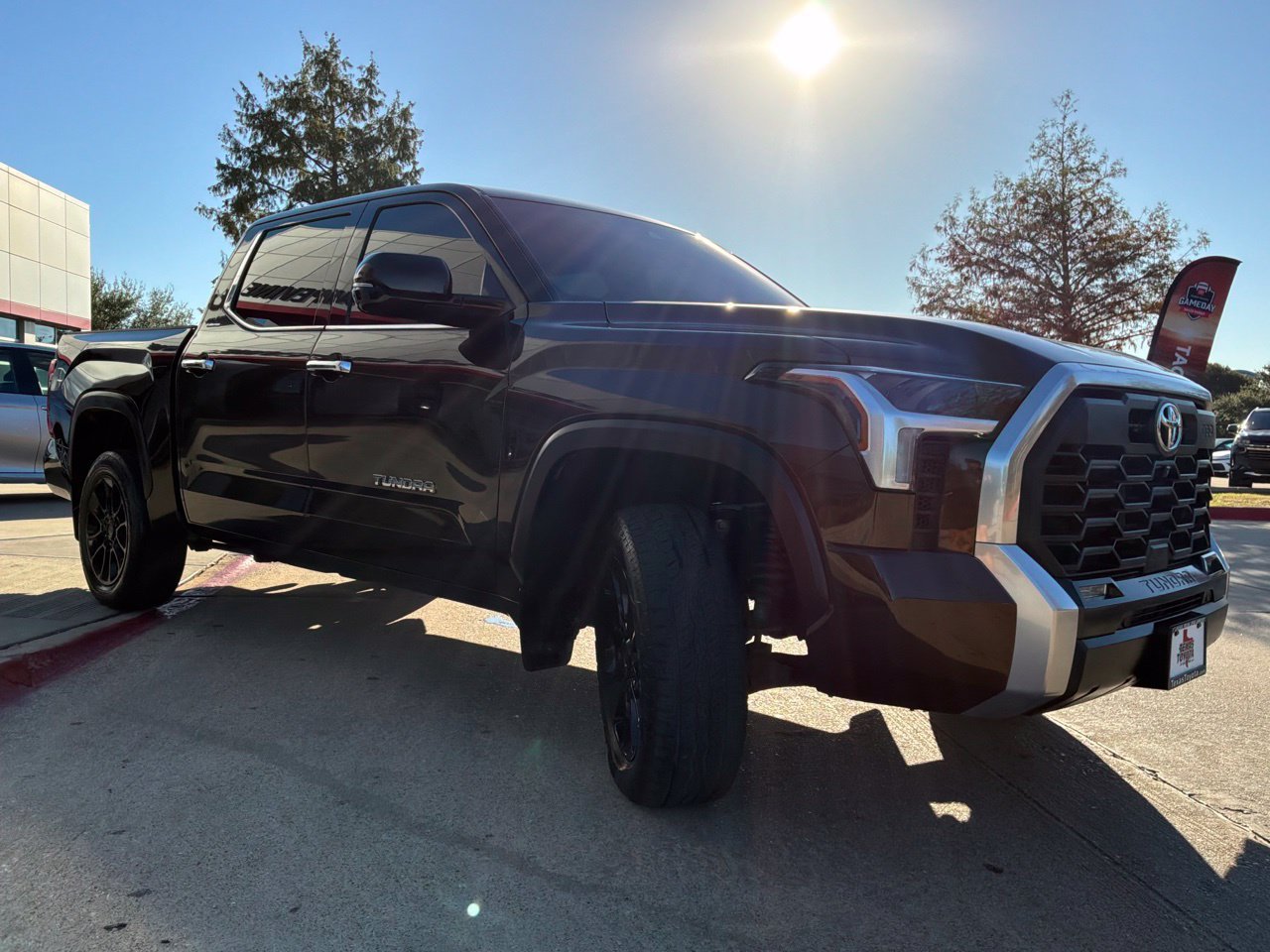 Used 2023 Toyota Tundra Limited w/ TRD Off-Road Package AWD/4WD image 4