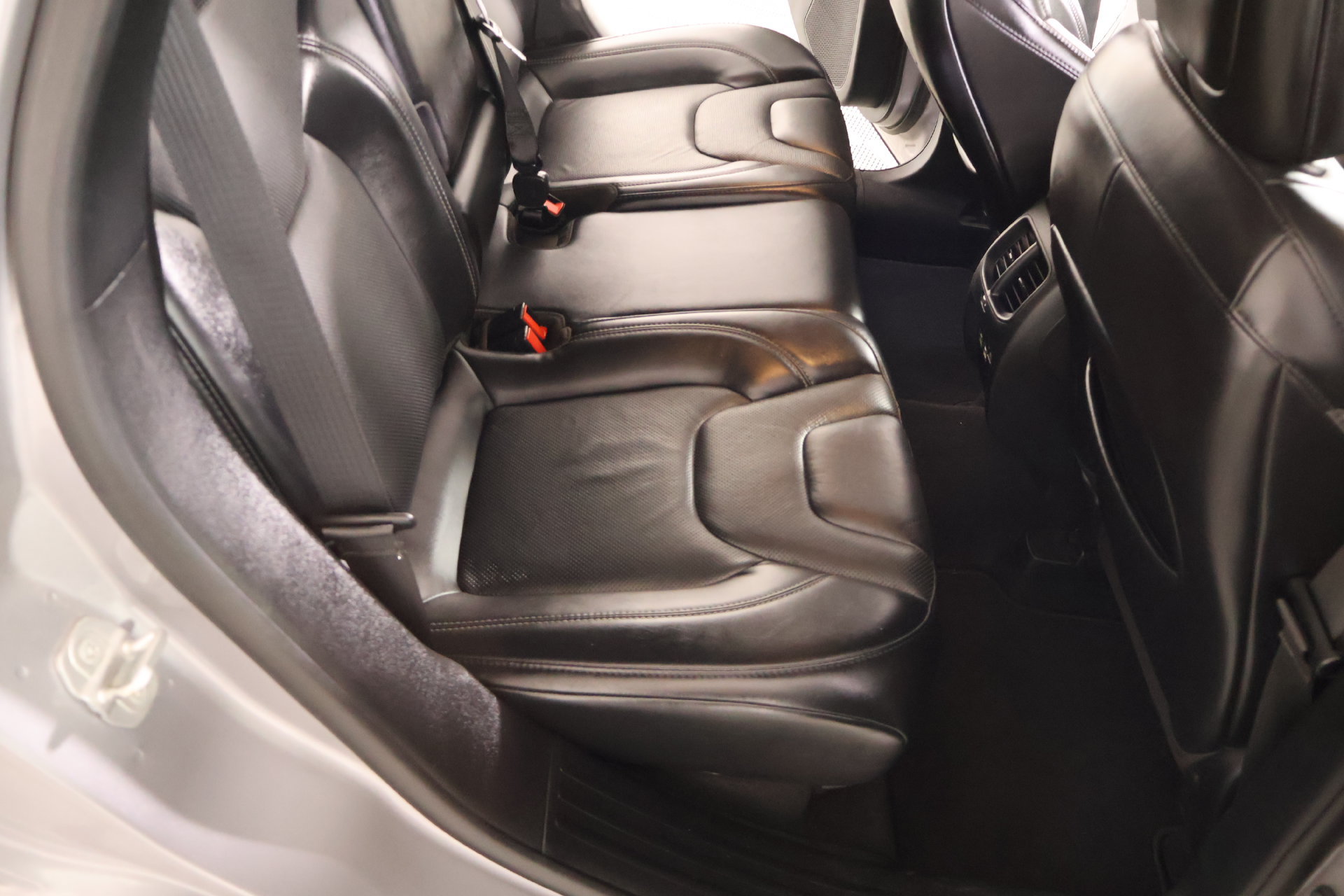 Used 2021 Jeep Cherokee Latitude Lux w/ Comfort/Convenience Group FWD image 14